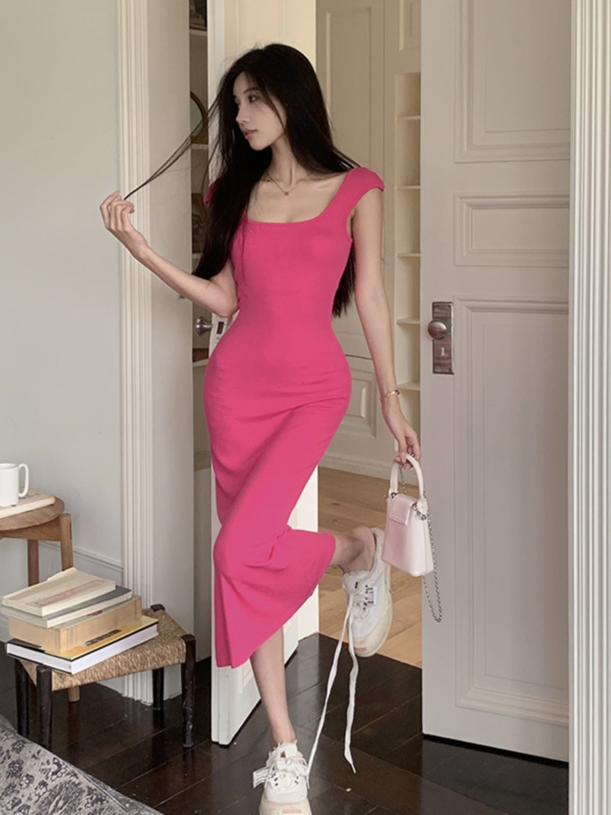 Instahot French Style Square Collar Dress 2023 New Suspender Slim Fit Elegant Flattering Figure Office Lady Sheath Skirt