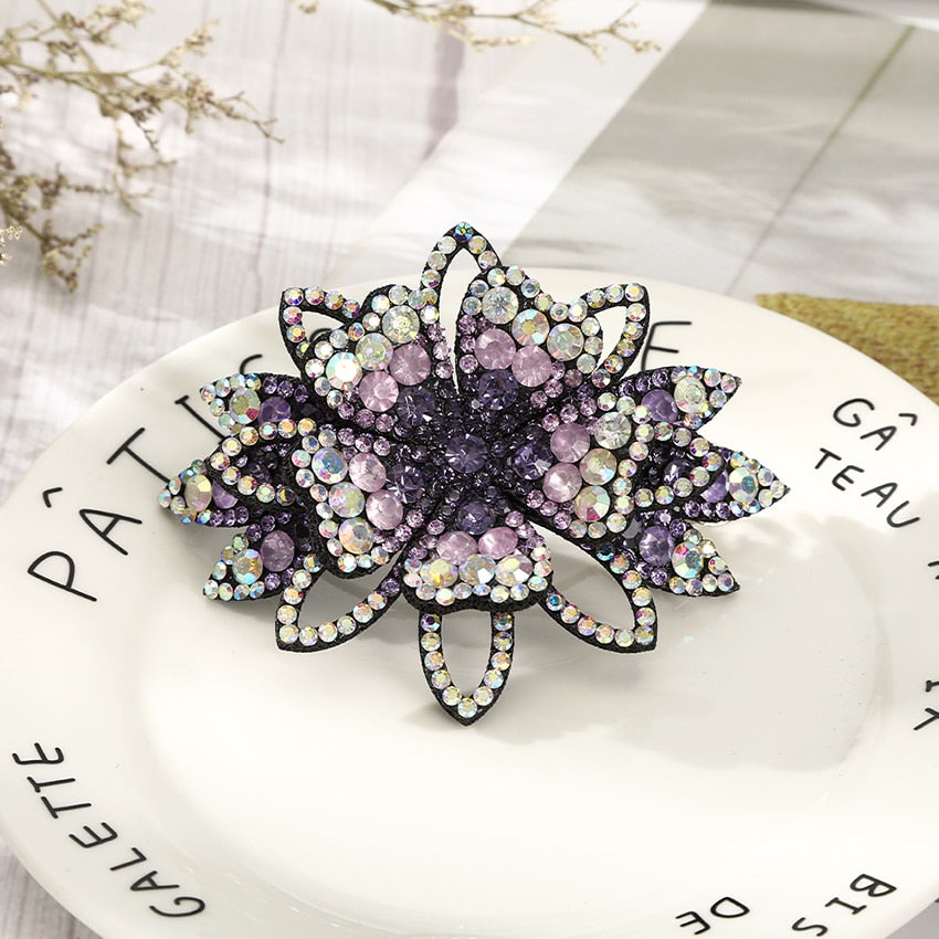 Levao Shiny Rhinestone Flower Hairpin Acrylic Duckbill Clip Hair Claw Female floral Barrettes Hair Clips for Women Headwear